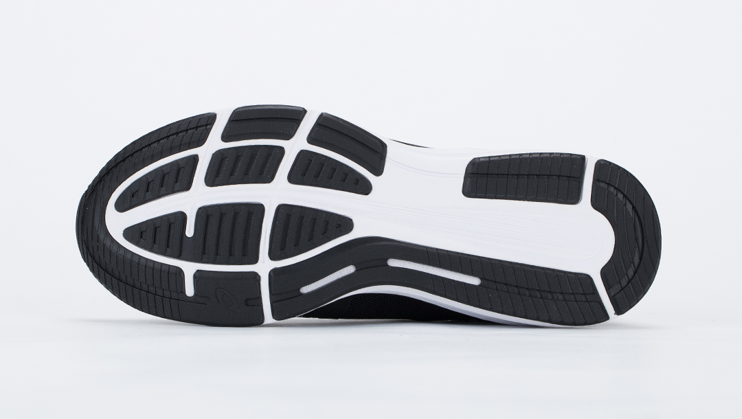 没有Gel缓震胶还是ASICS跑鞋吗?RoadHawkFF跑鞋才是ASICS的未来