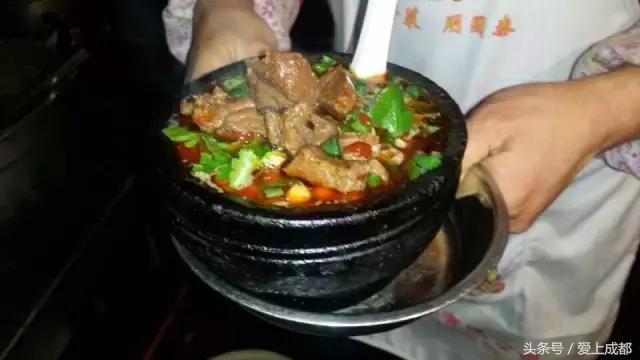 在宜宾,如果我们吃过这100样东西就结婚吧!