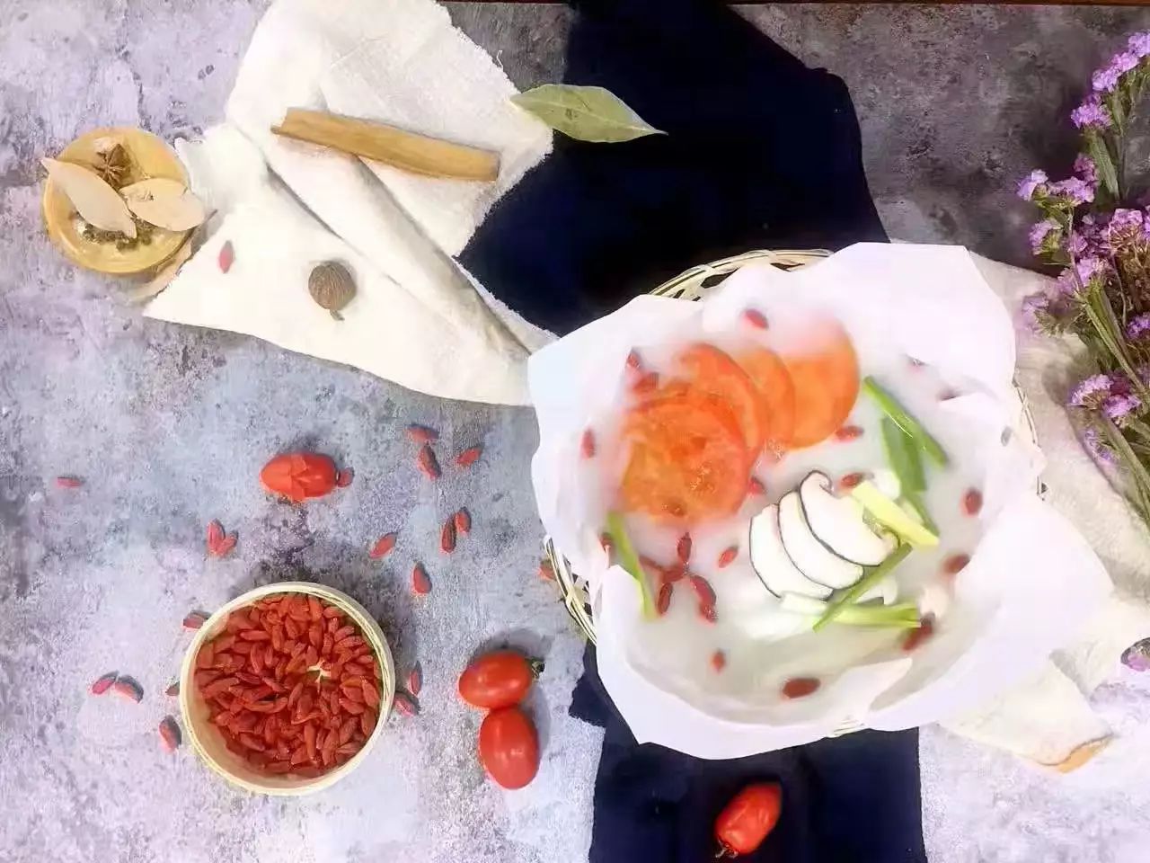 大理人挤破头只为来吃这家店的一张纸!