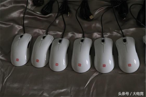 比zowie更好的鼠标,zowie鼠标用哪个系列