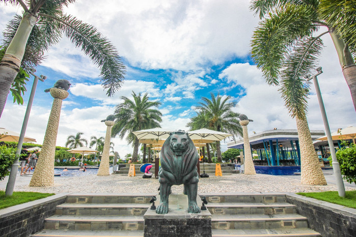 带着寻宝记游遍祖国大好河山,带着挖机去海边度假