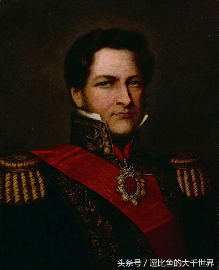 他只是个省长，却让全国的省都听他的，还侵略外国