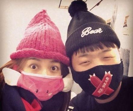 吴昕可爱的瞬间何炅一脸宠溺,吴昕杜海涛拍照