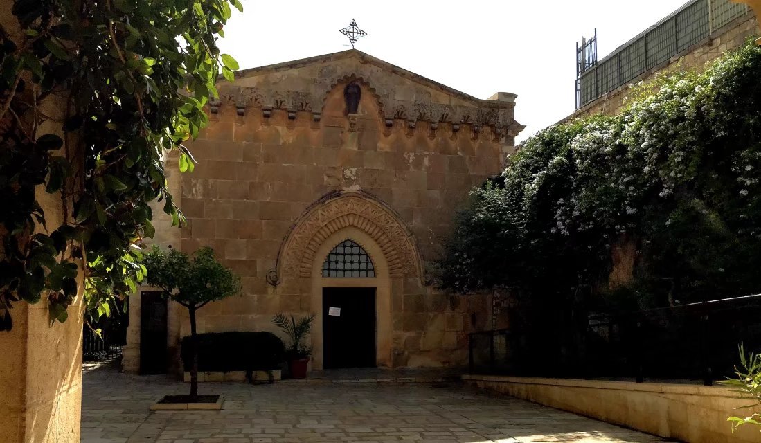 耶稣被钉死在十字架后来在哪里,耶稣被钉在十字架上之后的故事