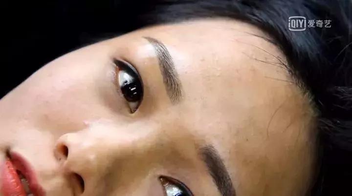 拉丝雾眉基本功皮上练习,拉丝雾眉怎么做才不晕色