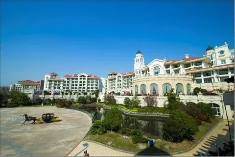 鍥藉簡鍗佸ぇ涓嶆暍鍘荤殑鏅偣,鍥藉簡鏃呮父灏忎紬鍩庡競