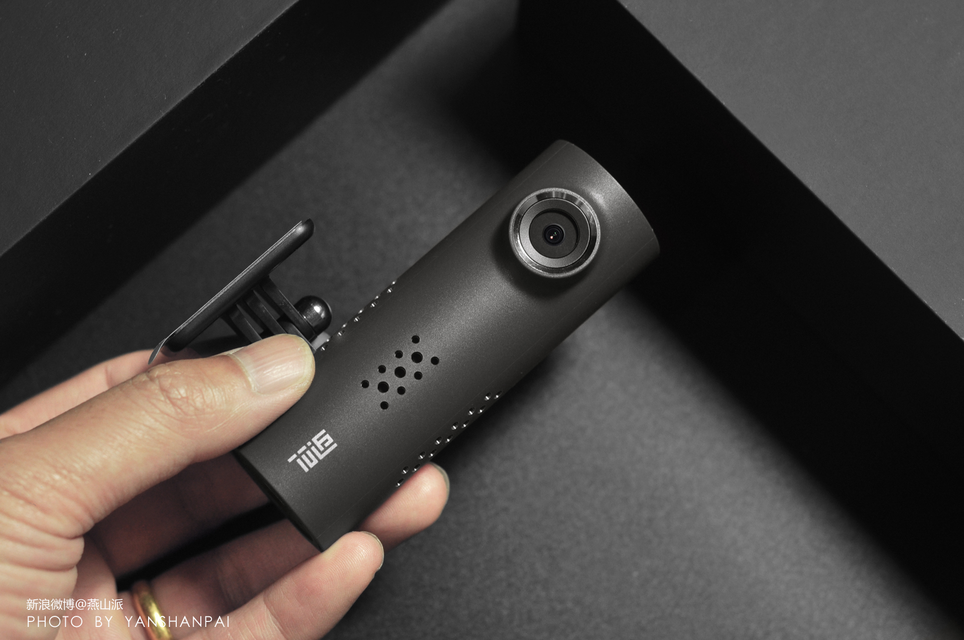 小米性价比监控器,小米生态链70迈行车记录仪