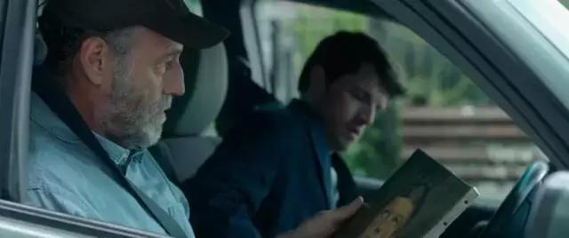 丧丧的却很治愈的片子,一部很丧的片子