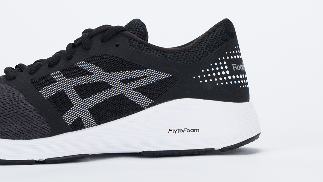 没有Gel缓震胶还是ASICS跑鞋吗?RoadHawkFF跑鞋才是ASICS的未来