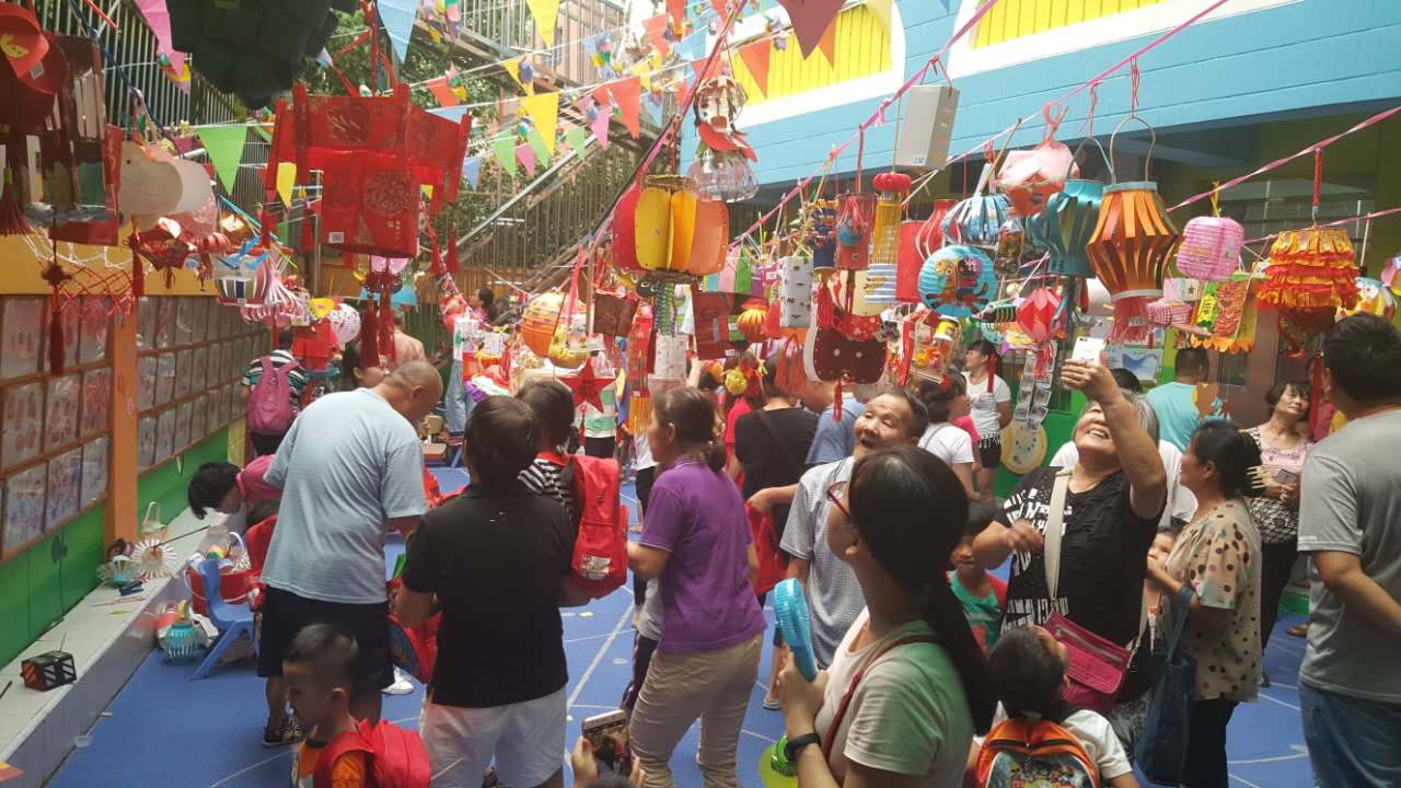 幼儿园第一个手工作品灯笼,幼儿园小朋友制作灯笼美篇