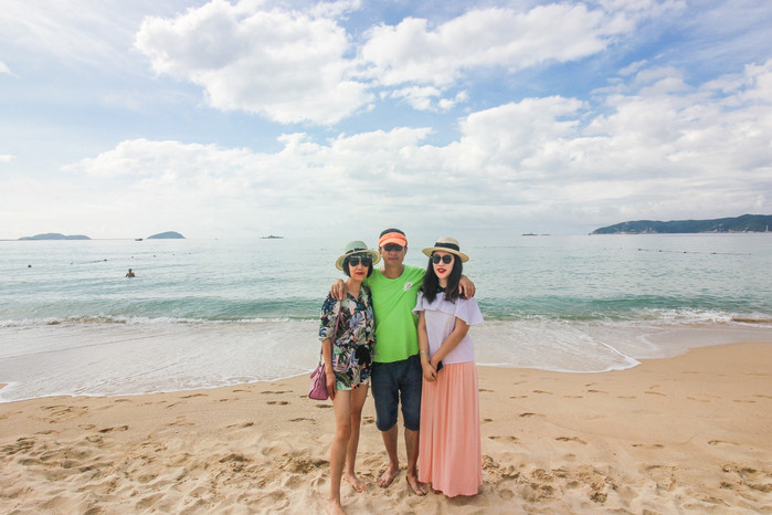 带着寻宝记游遍祖国大好河山,带着挖机去海边度假