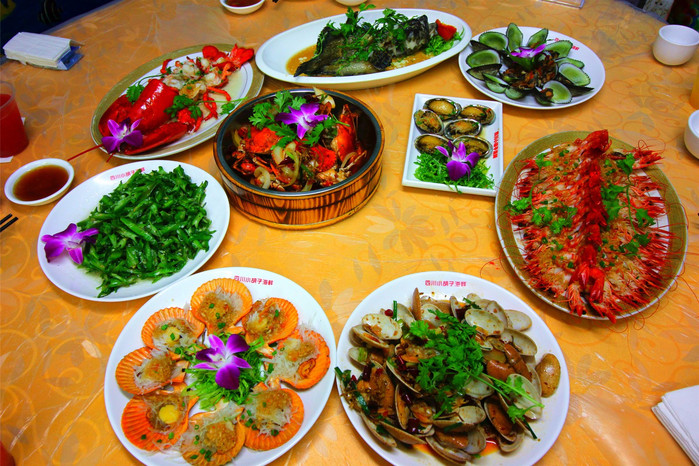 带着寻宝记游遍祖国大好河山,带着挖机去海边度假