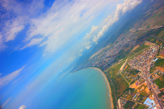 带着寻宝记游遍祖国大好河山,带着挖机去海边度假