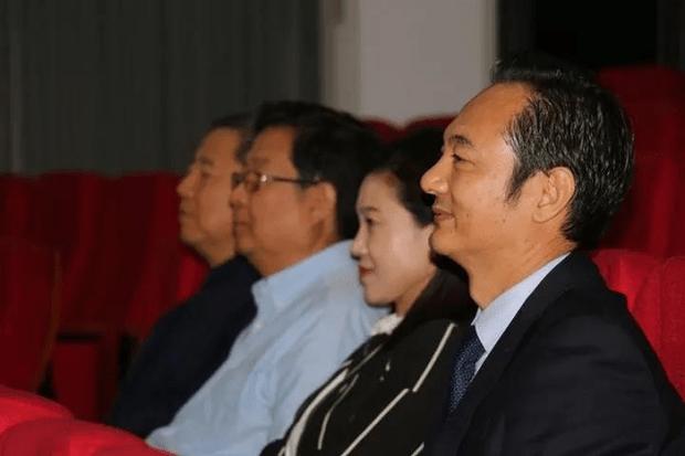 现代中国教育家刘利民先生视察建业外国语中学