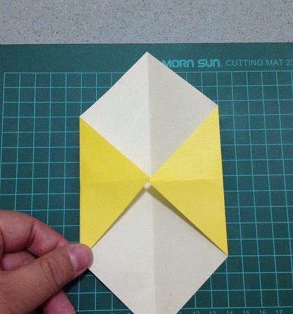 折纸樱花灯笼步骤图解,灯笼折纸方法大全图解