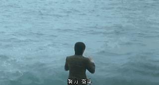 人生生活其实就是一场恶战,生活没有捷径只是有人负重前行