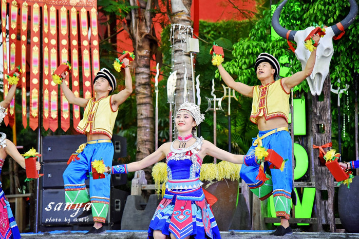 天堂很远中国很近,天堂很远扎西尼玛