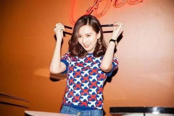 杨幂baby赵丽颖,杨幂baby赵丽颖谁是赢家