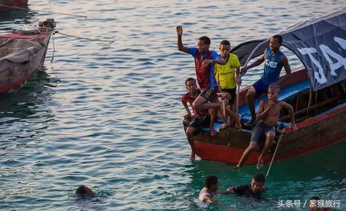 如何征战朋友圈？这个超洗眼睛的地方可落地签一周预算5K+