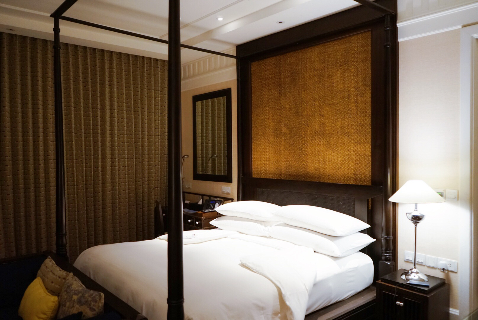 住进这家清迈的轻奢酒店,才知道,原来泰国旅行可以哪都不用去