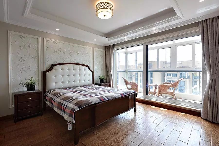 318平顶层复式装修,180平复式极简装修