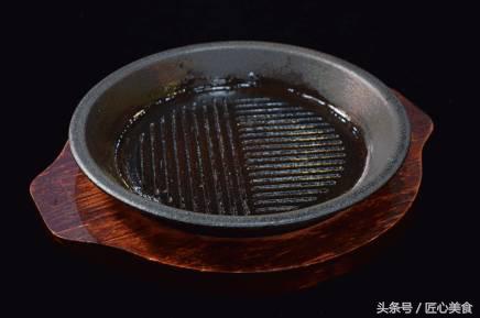 乡村美食铁板烧,特色美食板板烧怎么做