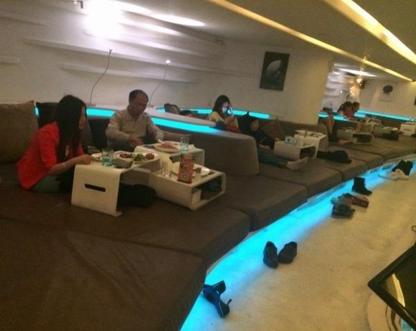 过瘾！亲历广州的床吧体验不一样的感受