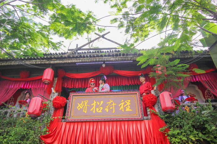 带着寻宝记游遍祖国大好河山,带着挖机去海边度假