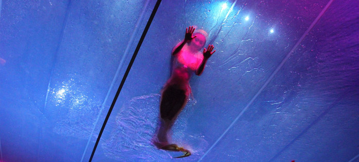 带着寻宝记游遍祖国大好河山,带着挖机去海边度假