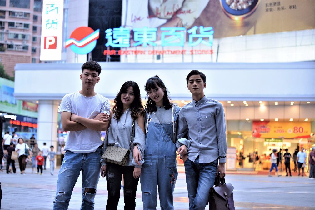 重庆时代中心远东百货,重庆百货商业模式