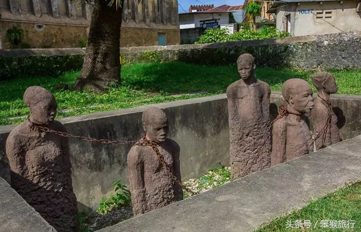 如何征战朋友圈？这个超洗眼睛的地方可落地签一周预算5K+