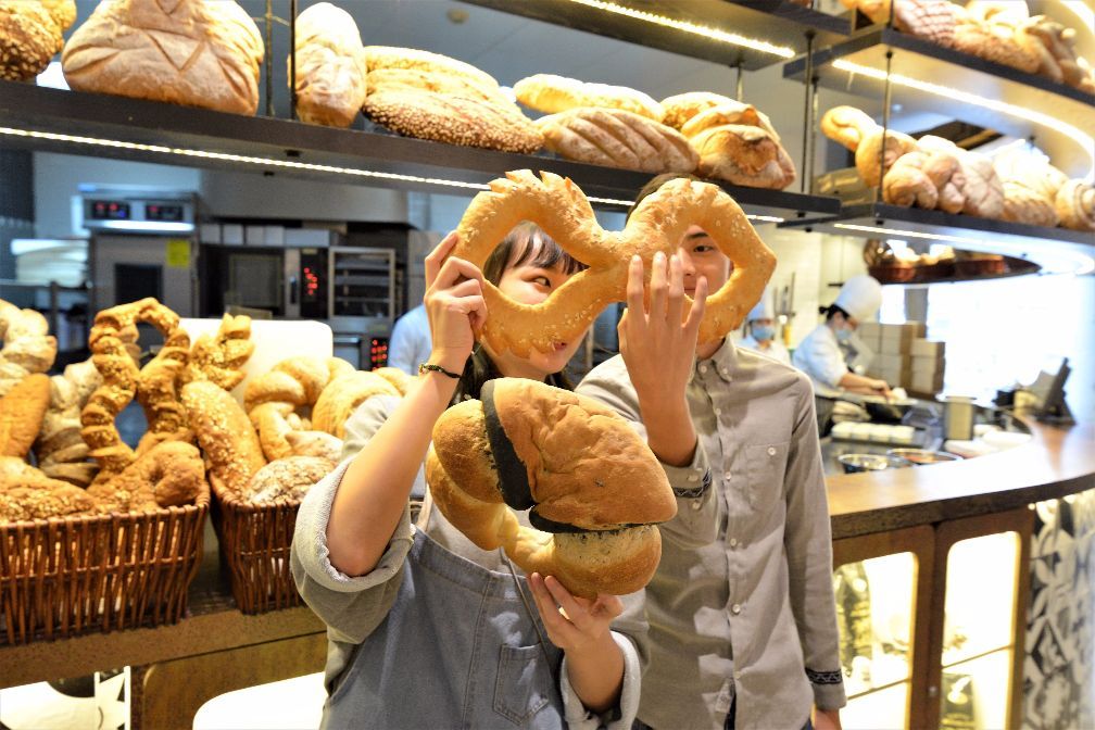 重庆时代中心远东百货,重庆百货商业模式