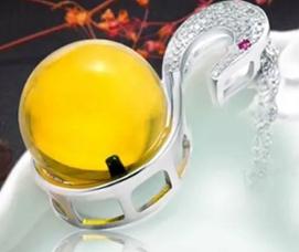 如何挑选琥珀蜜蜡,如何挑选琥珀手串