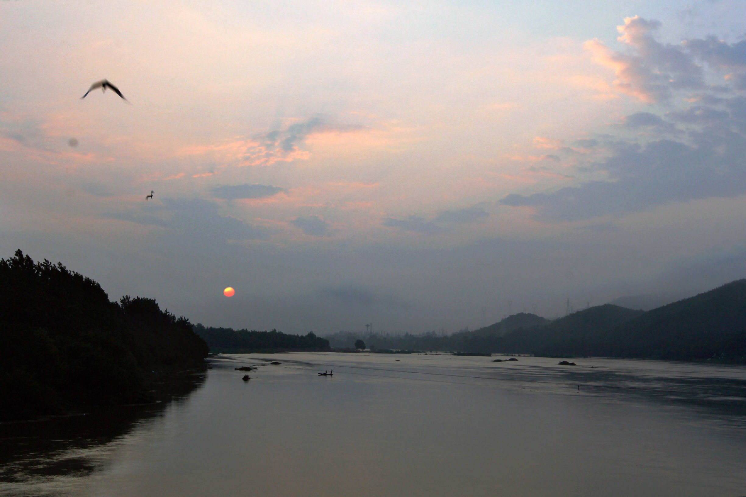 国庆出游如何避开人群,假期旅游怎么避开人流