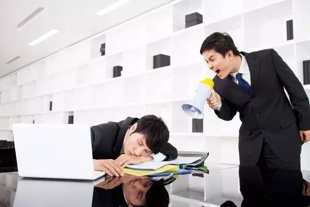 神经衰弱可能会出现的心理障碍,压力导致精神衰竭