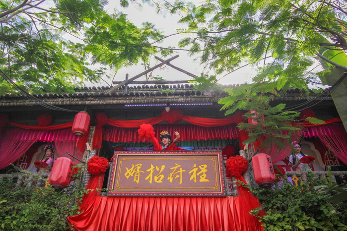 带着寻宝记游遍祖国大好河山,带着挖机去海边度假