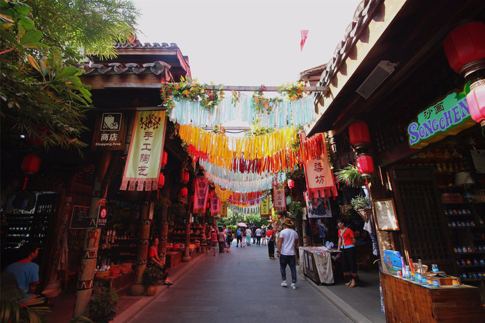 带着寻宝记游遍祖国大好河山,带着挖机去海边度假