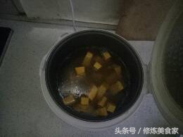 红豆薏米西米粥的正确做法祛湿气,红豆薏米莲子百合粥的做法和功效