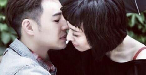 吴昕可爱的瞬间何炅一脸宠溺,吴昕杜海涛拍照