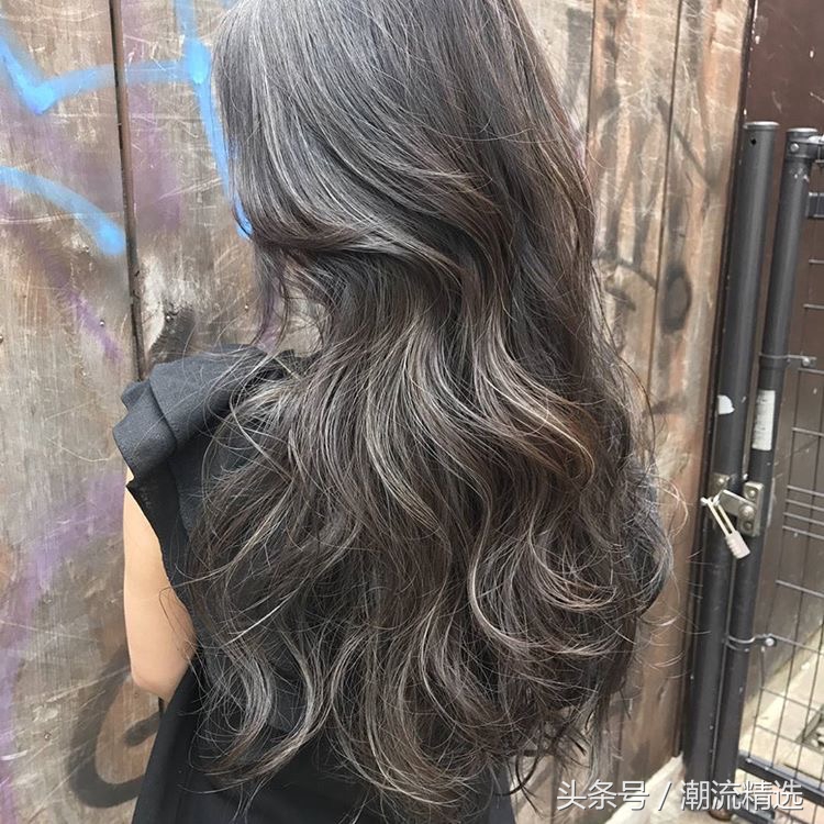灰色调色教程美发,深铅笔灰色头发配方