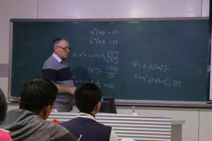 砥砺奋进的五年｜黑大中俄学院：新时期“专业+俄语”高端人才的摇篮