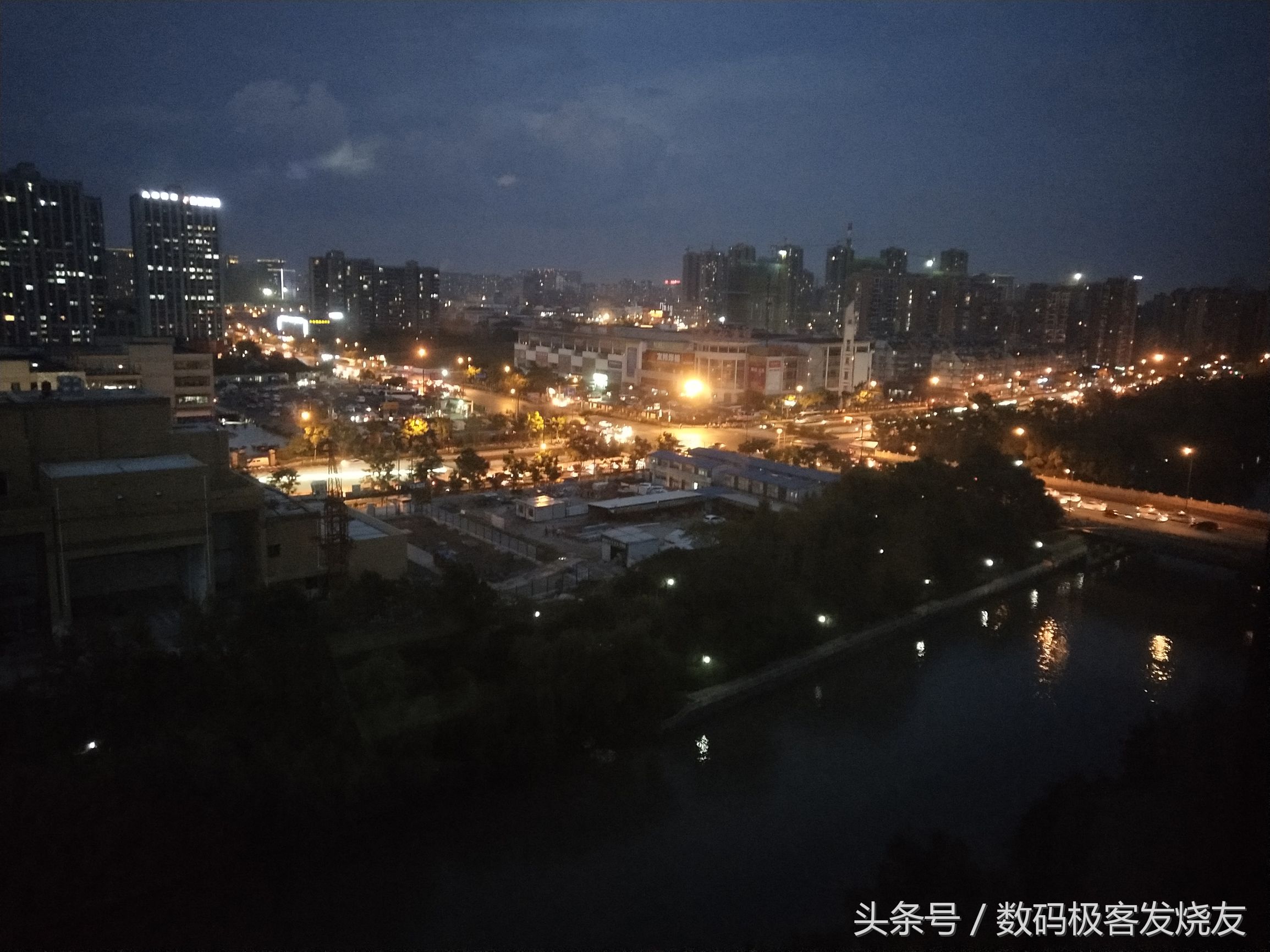 vivox20全面屏新机,vivox20全面屏详解