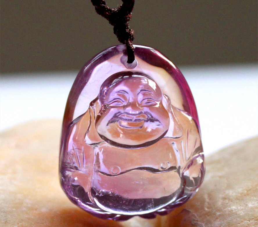 晶莹剔透的水晶-其莹如水，其坚如玉