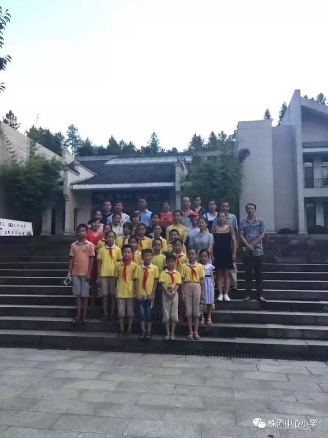 这几天，株潭各小学在网上红了