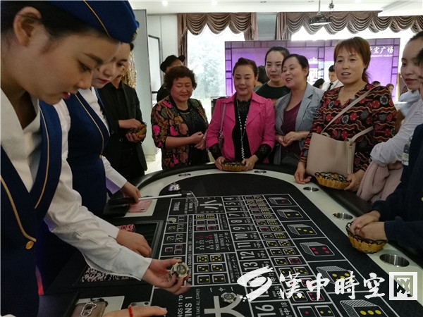 名仕相约双节来临堂宏广场带你嗨皮！带你飞！