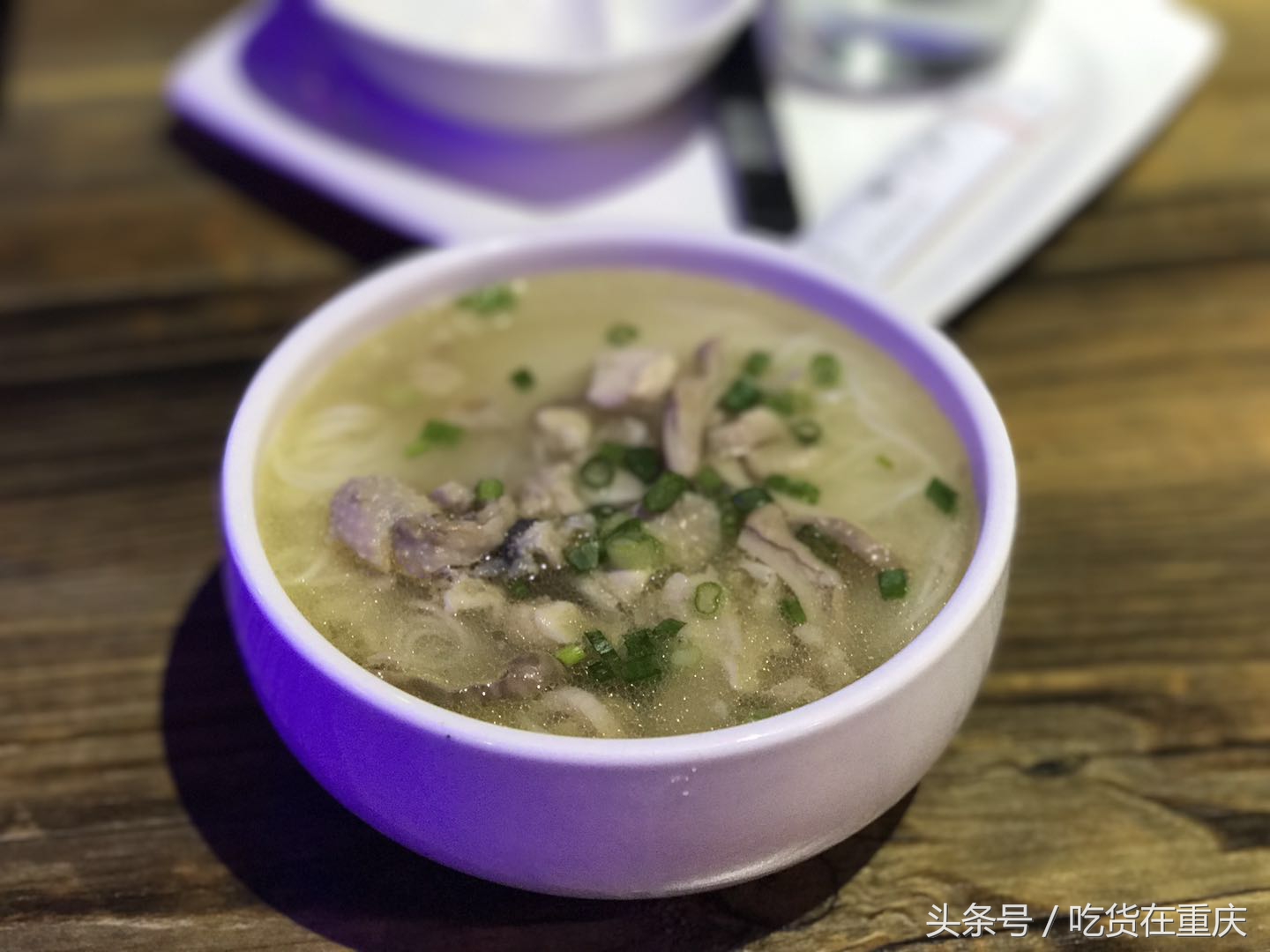 国庆不用去香港,观音桥也有“旺角夜肆”全场5折吃