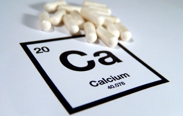 小孩换牙新牙迟迟长不出怎么办,换牙后门牙旁边两颗牙迟迟不长