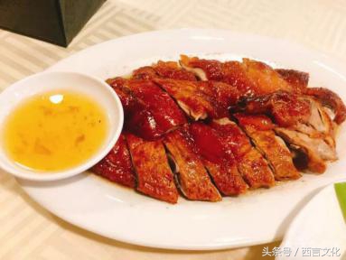 网红餐厅何贤记:最满意美团收银外卖一键接单,甩传统收银几条街