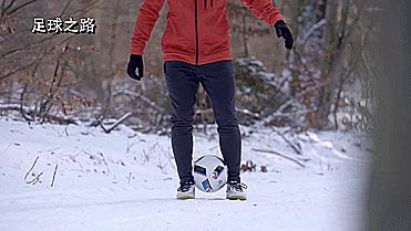 五个最简单实用的足球过人技巧,5种花哨的足球过人技巧