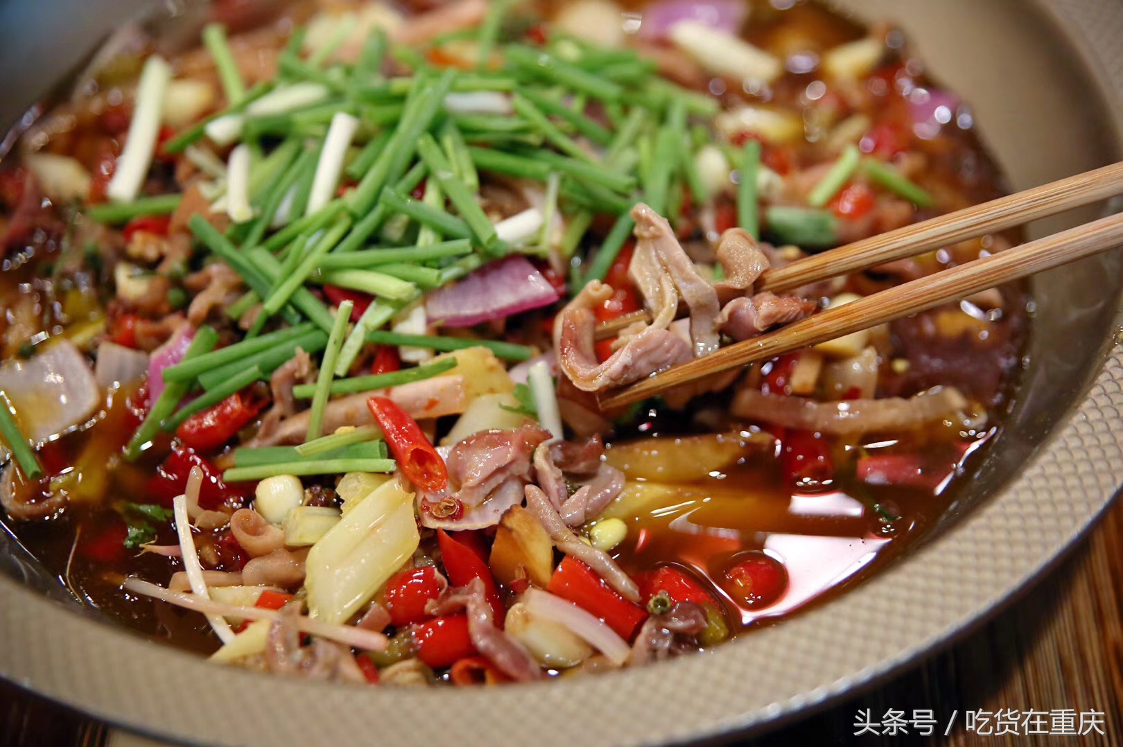 国庆不用去香港,观音桥也有“旺角夜肆”全场5折吃